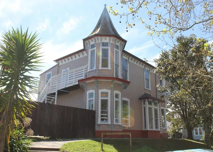 Haka Lodge Ponsonby Auckland